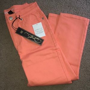 Diane Gilman Capri Pants
